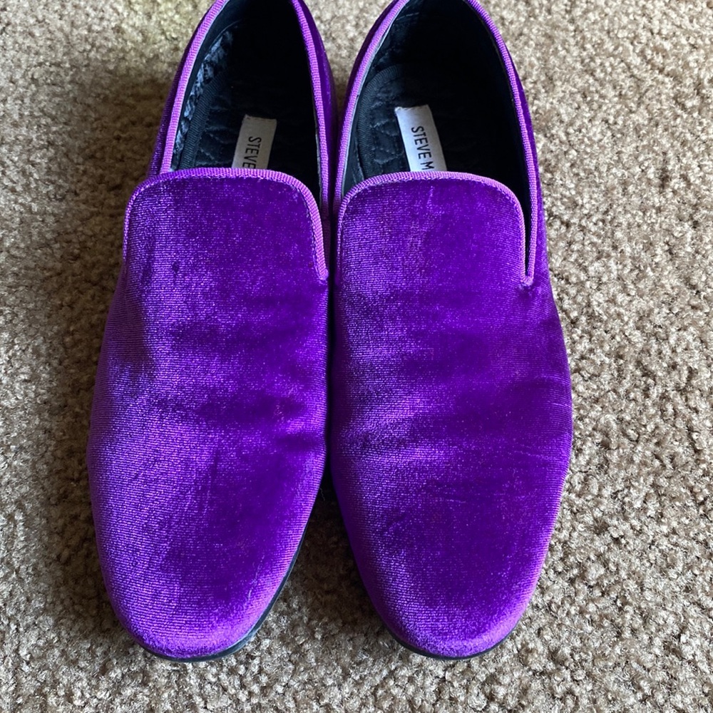 Steve Madden purple velvet loafers